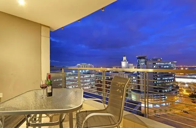 Afribode Acc Adenium Beachfront Apartment