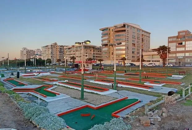 Afribode Acc Adenium Beachfront Apartment - Dış Mekan