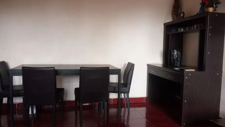 Africa Treasures Home - Hostel - Lobi
