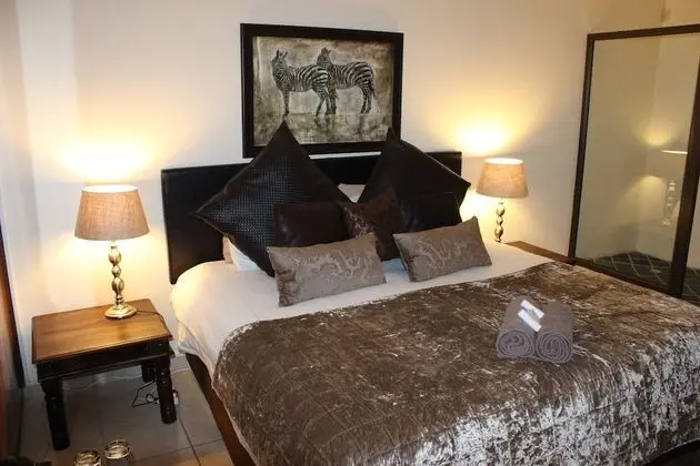 African Footprints Lodge - Oda