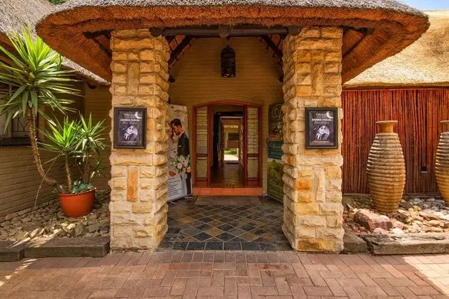 Africlassic River Lodge- Rivonia - 1