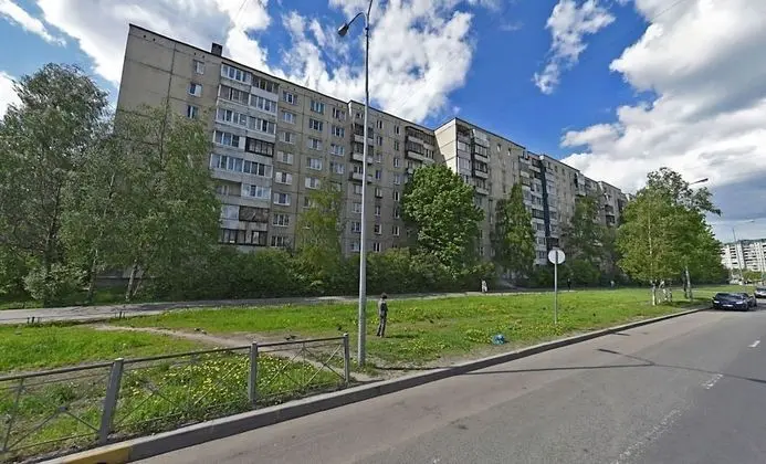 AG Apartment Iskrovskiy 1-13