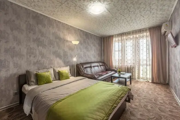 AG Apartment on Mashinostroenya 9, 199