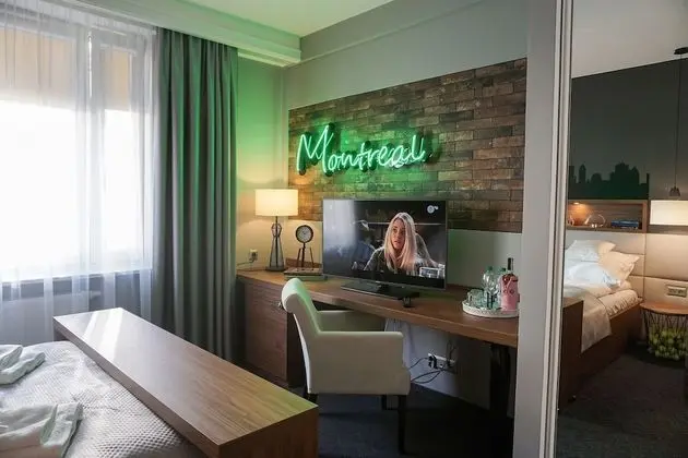 AGA Tenis Apartments by Radwanska