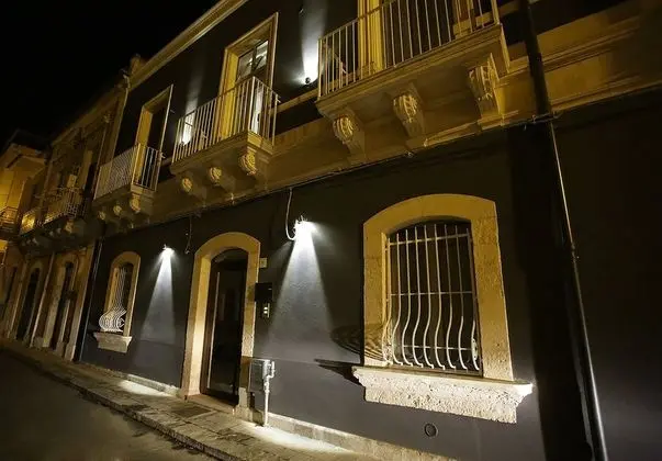 Agamennone Apartment - Dış Mekan