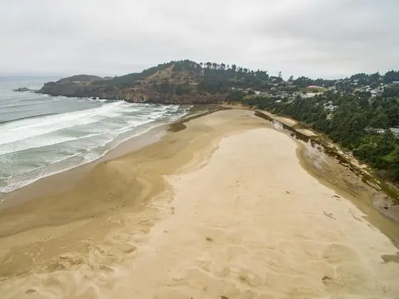 Agate Beach Oceanfront Lodge - Plaj