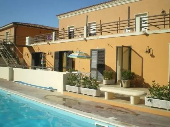 Agathae Hotel & Residence