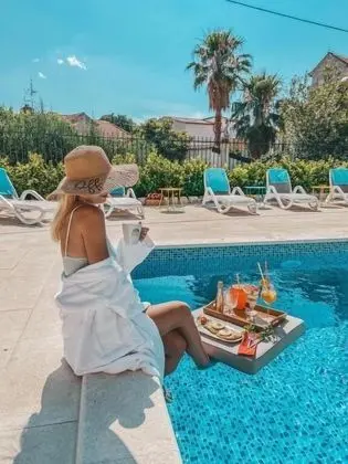 Agava Lux Rooms & Pool