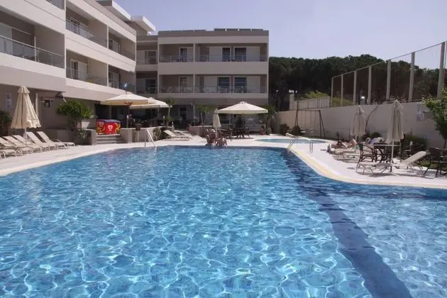 Agela Apartments - Havuz