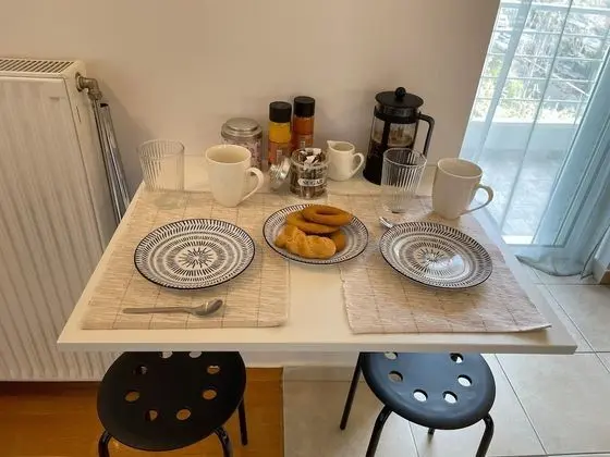 Ageliki's Athens Centre 2BDRM & Parking - Oda Düzeni