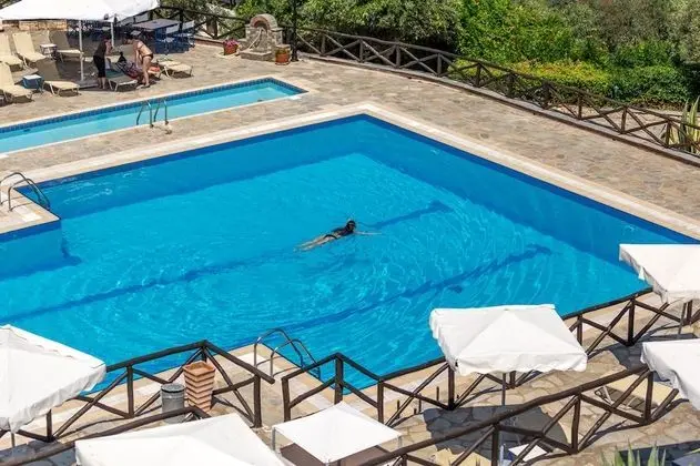 Agionissi Resort Hotel - Havuz