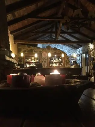 Agios Germanos Traditional Hotel - Lobi