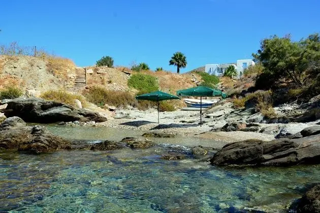 Agnadi Syros Beachfront Studios & Rooms - Plaj