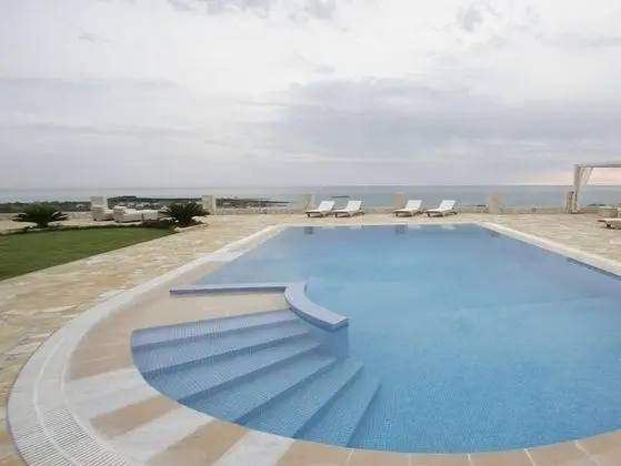 Agnanti Suites