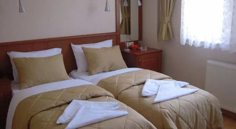 Agora Guesthouse - Oda