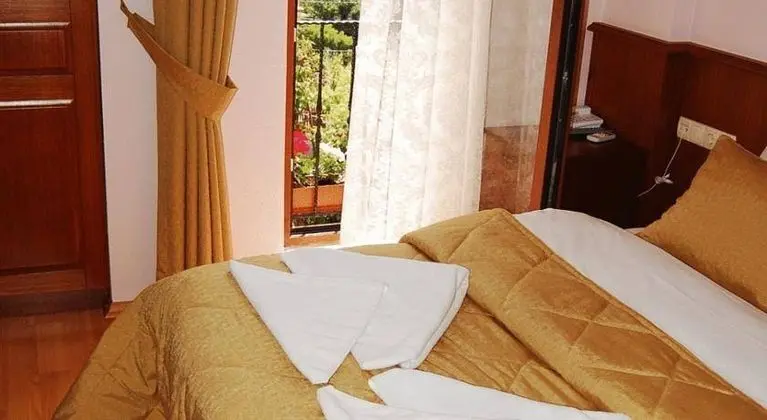 Agora Guesthouse - Oda