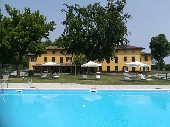 Agriturismo Ai Due Leoni - Havuz