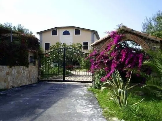 Agriturismo Aurella