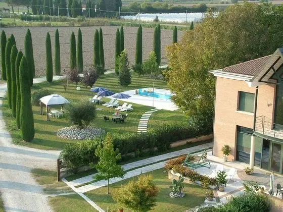 Agriturismo BB Mambrotta