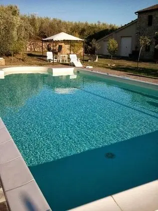 Agriturismo Bio 4 Stagioni - Havuz