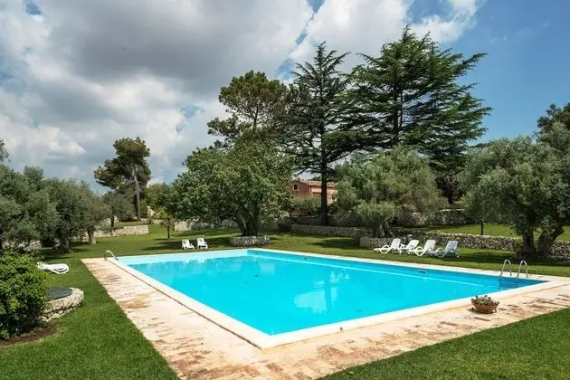 Agriturismo Borgo degli Ulivi - Havuz