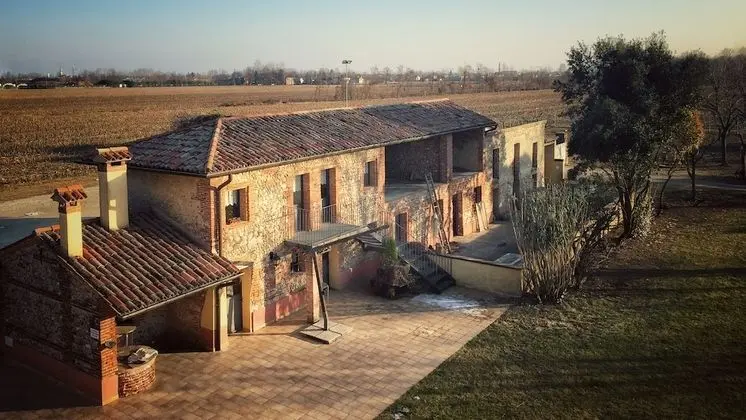 Agriturismo Borgo Tecla