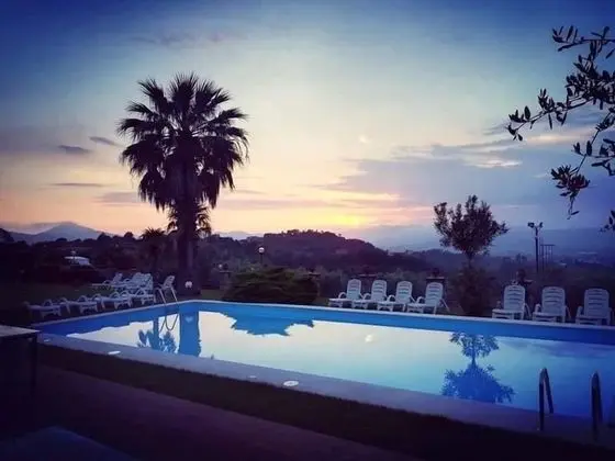 Agriturismo Borgonuovo - Havuz