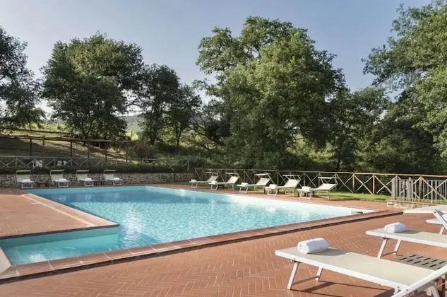 Agriturismo Incrociata - Havuz