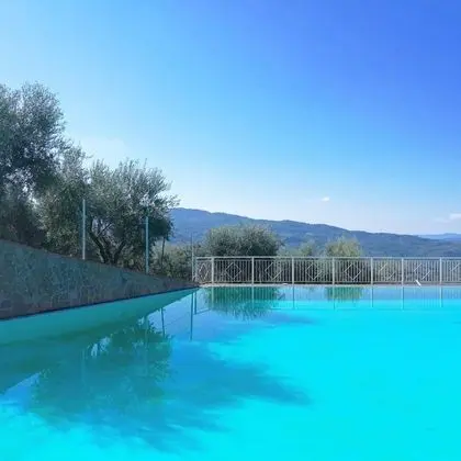 Agriturismo La Rocca degli Ulivi - Havuz