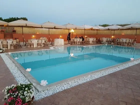 Agriturismo la Valle di Ceri - Havuz