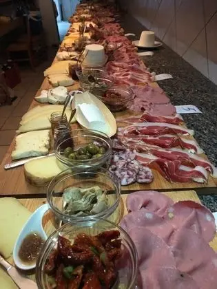 Agriturismo La Vedetta dei Nebrodi - Yerinde Yemek