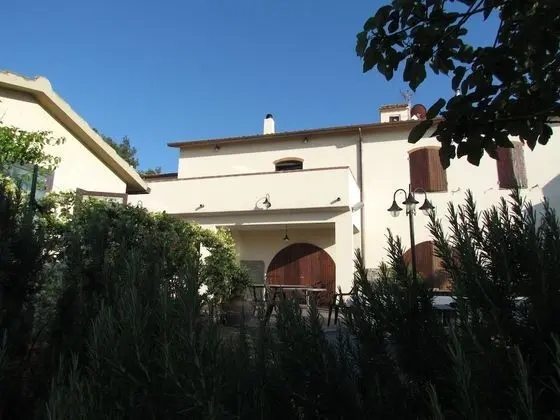 Agriturismo Le Rondini di San Bartolo - Dış Mekan