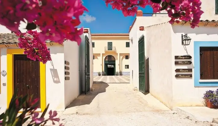 Agriturismo Sirignano Wine Resort - Dış Mekan