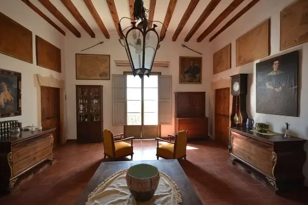 Agroturismo Finca Dalt Murada - İç Mekan