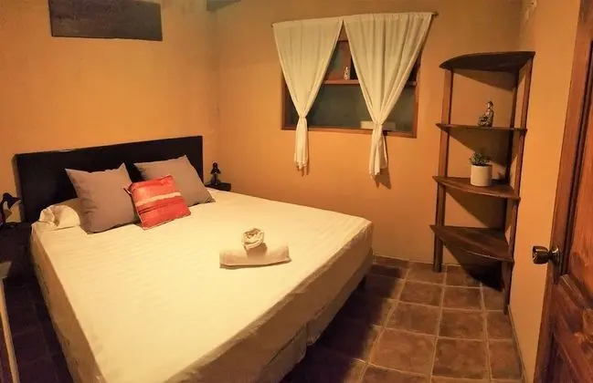 Aguacate Flat Santa Teresa - Oda
