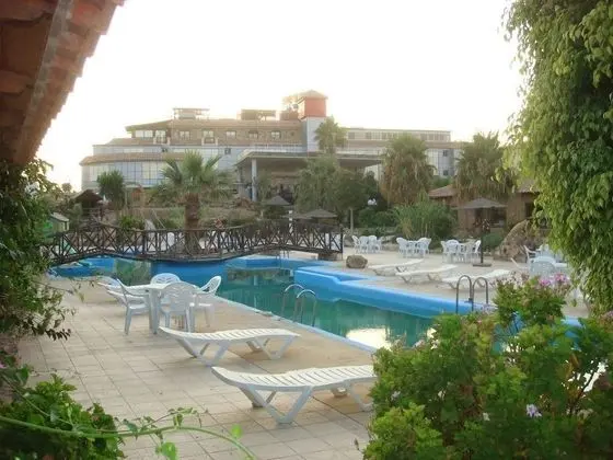 Águilas Hotel Resort - Havuz
