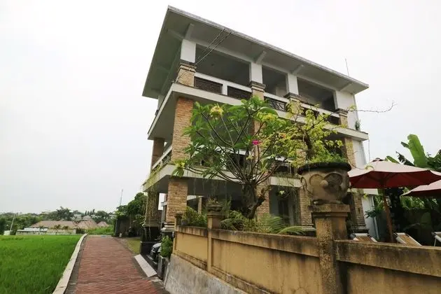 Agung Homestay Canggu - Dış Mekan