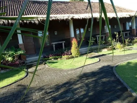 Agung Suites Balangan Homestay - Dış Mekan