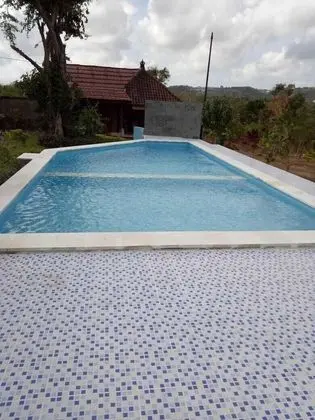 Agung Suites Balangan Homestay - Havuz