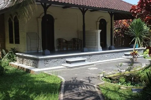 Agung Trisna Bungalows - Dış Mekan