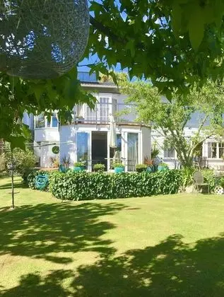 Ah House Nelson City B&B - Dış Mekan