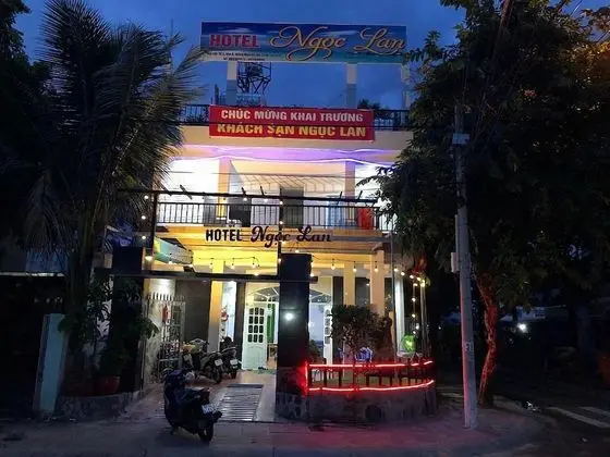 AHA Ngoc Lan Hotel Con Dao - Dış Mekan
