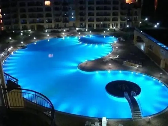 Aheloy Palace Apartments - Havuz