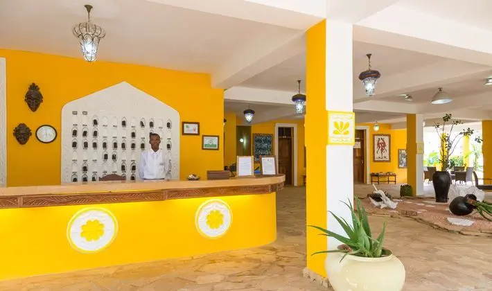 AHG Waridi Beach Resort & Spa - Lobi