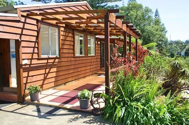 Ahstyk Cottage