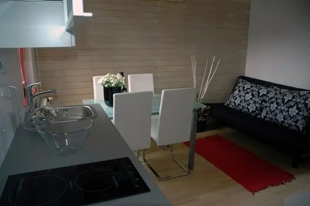 AI Apartments - Oda Düzeni