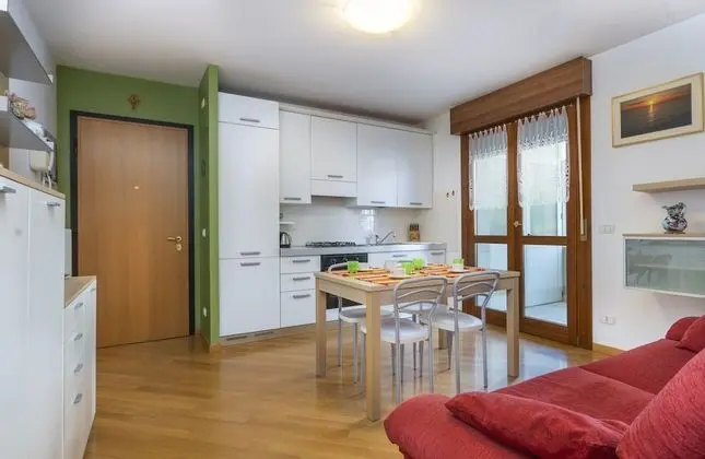 Ai Gelsomini-APT with Terrace & Parking