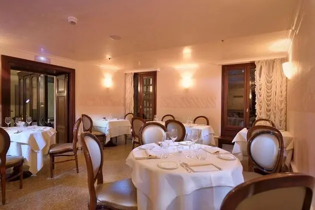 Ai Reali Hotel - Yeme / İçme