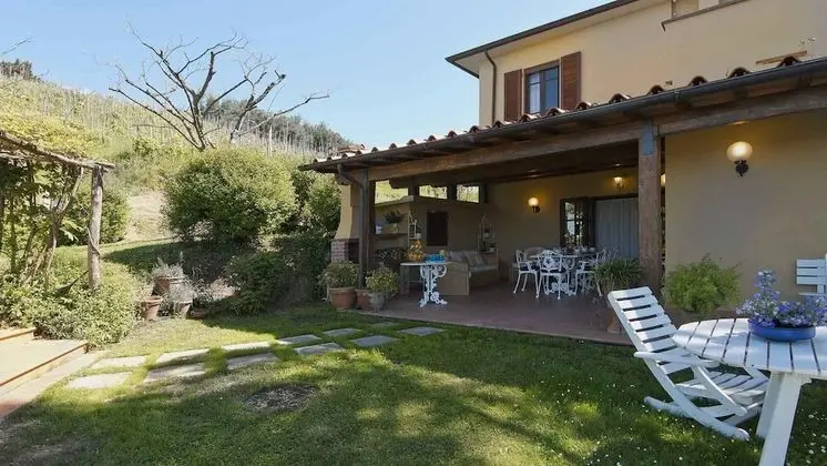 Villa Ai Venti 8 in Massarosa - Oda