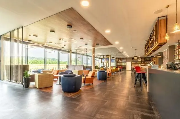 Aiden by Best Western @ Stadtgut Hotel Steyr - Lobi